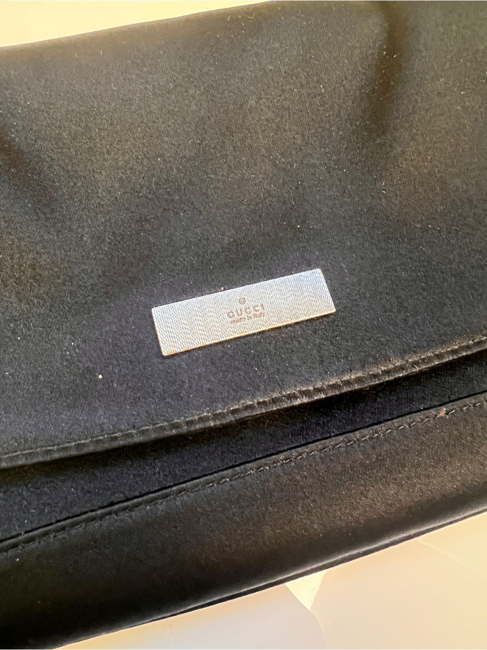 Gucci Black Shoulder Bag with Chain Handle - Picture 2 of 5